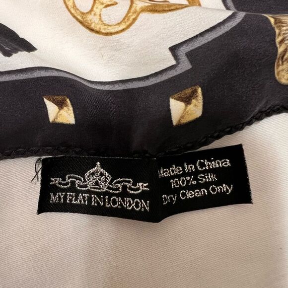 My Flat in London Gold and Black Scarf with Key Lock Motifs - Picture 5 of 8